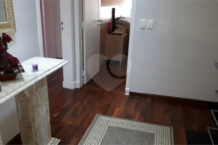 Sobrado à venda com 3 suítes em Água Fria, São Paulo, SP