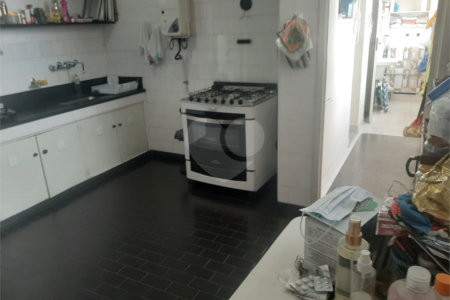 Apartamento à venda com 3 quartos, sendo 1 suíte, em Copacabana, Rio de Janeiro, RJ