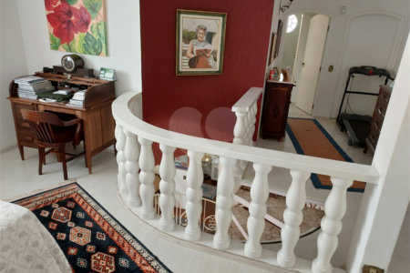 Sobrado à venda com 4 suítes em Vila Inah, São Paulo, SP