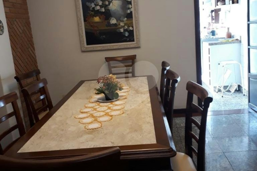 Sobrado à venda com 3 suítes em Santana, São Paulo, SP