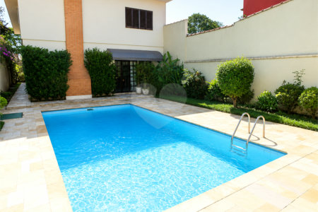 Casa à venda com 4 quartos, sendo 3 suítes, em Brooklin, São Paulo, SP