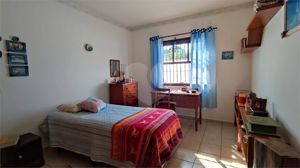 Sobrado à venda com 4 quartos, sendo 2 suítes, em Interlagos, São Paulo, SP
