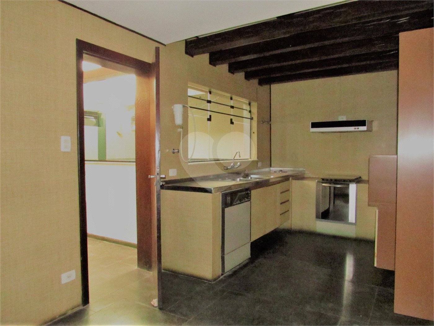 Casa à venda com 3 quartos, sendo 1 suíte, em Santo Amaro, São Paulo, SP