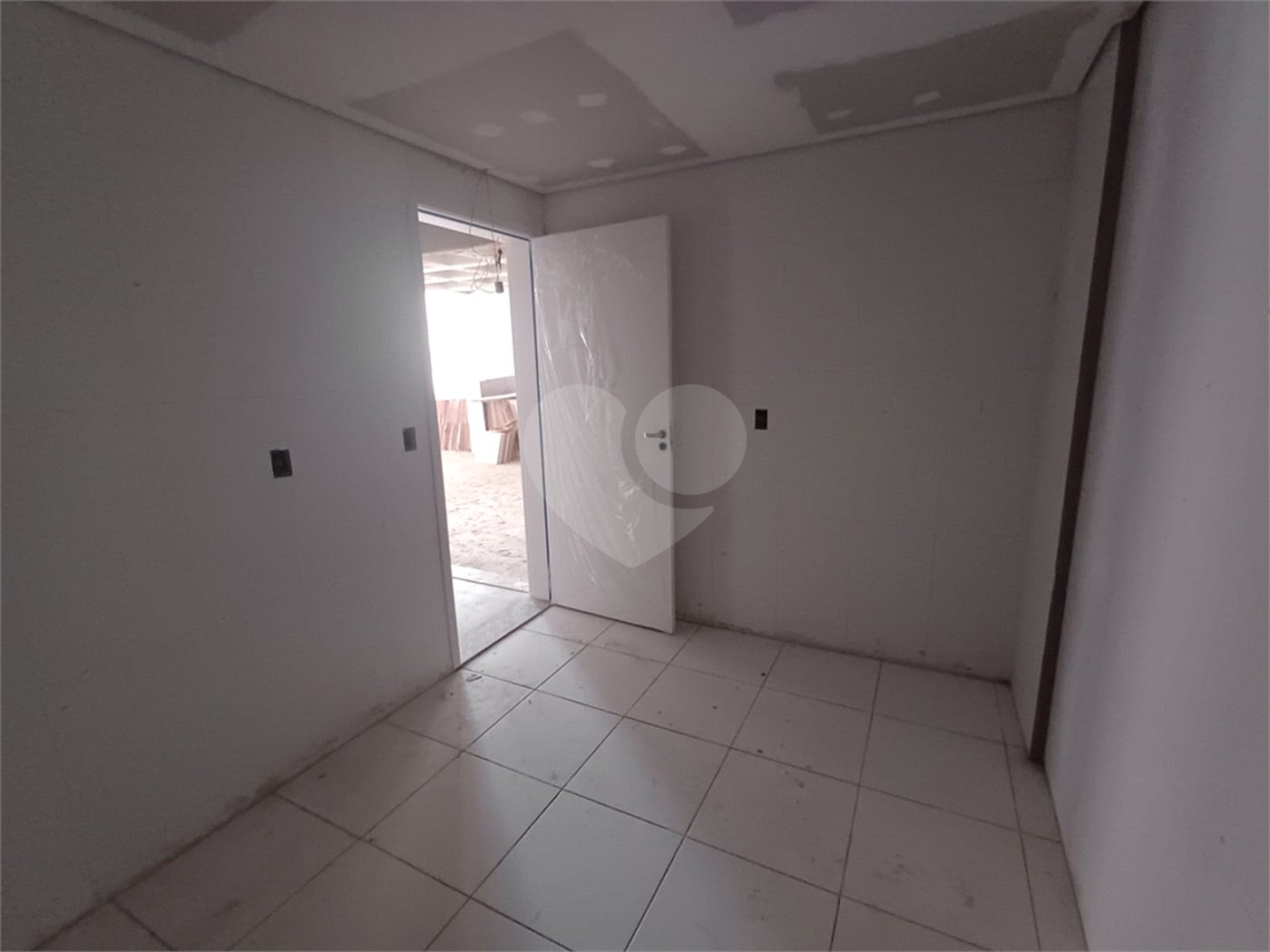 Sala à venda ou para alugar em Água Fria, São Paulo, SP