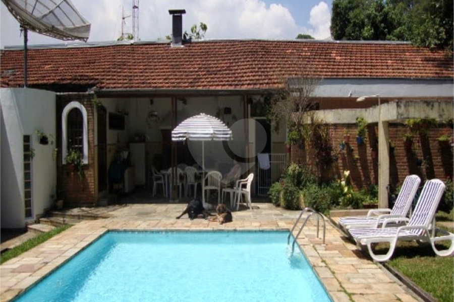 Casa Térrea à venda com 4 quartos, sendo 2 suítes,  em Vila Albertina, São Paulo, SP