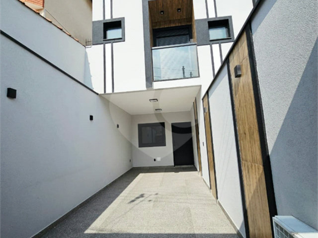 Sobrado à venda com 3 quartos, sendo 2 suítes,  em Vila Guilherme, São Paulo, SP