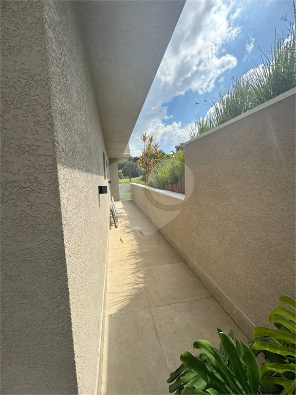 Casa à venda com 4 suítes no condomínio Itaporã, Atibaia - SP