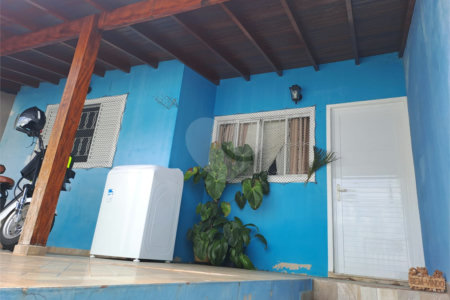 Casa à venda com 3 quartos em Popular III, Louveira, SP
