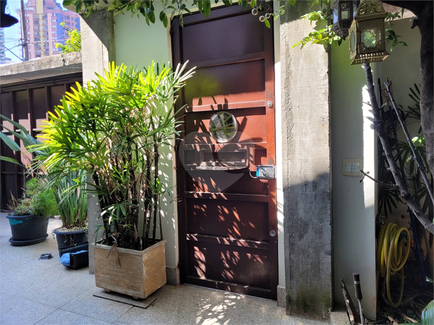 Casa à venda com 3 quartos, sendo 2 suítes, em Vila Mariana, São Paulo, SP