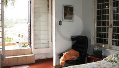 Sobrado à venda com 5 quartos, sendo 3 suítes,  em Vila Irmãos Arnoni, São Paulo, SP