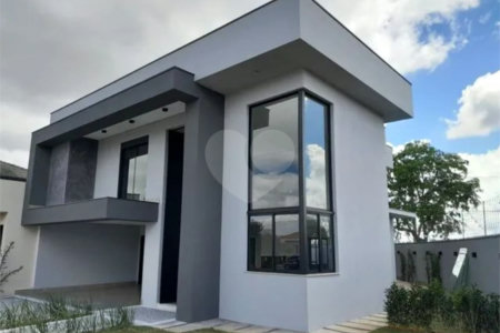 Casa à venda com 3 suítes no condomínio Terras do Caribe, Valinhos - SP