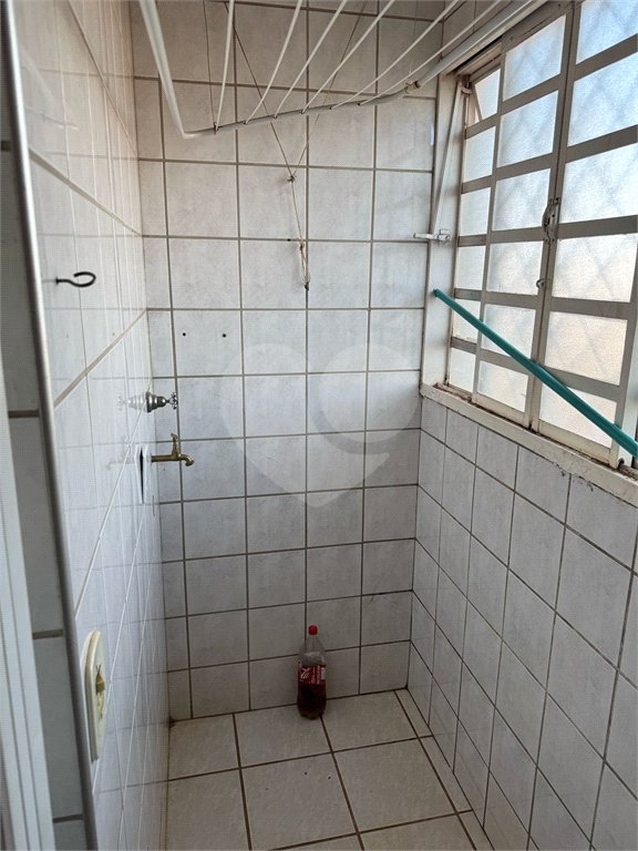Apartamento à venda com 2 quartos em Parque Laranjeiras, Araraquara, SP