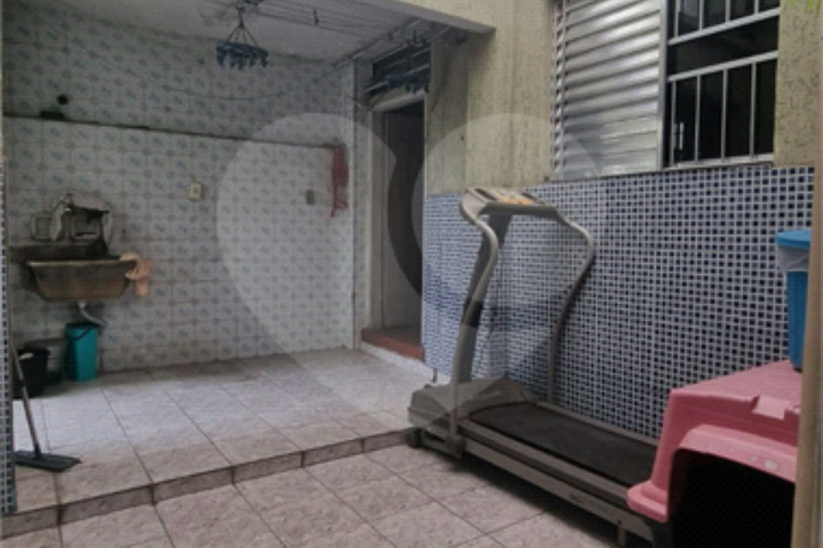 Sobrado à venda com 3 quartos em Vila Gustavo, São Paulo, SP