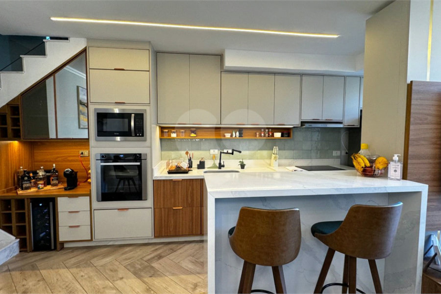 Casa à venda com 3 quartos, sendo 1 suíte, no condomínio Residencial Vegas, São Paulo - SP