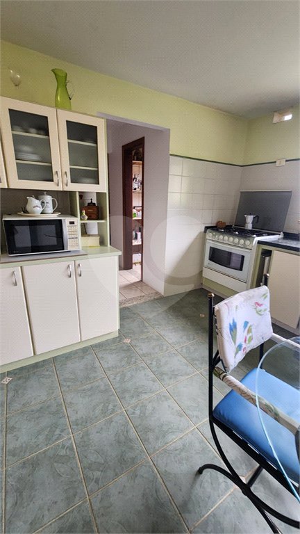 Chácara à venda com 4 quartos, sendo 3 suítes, em Pinheirinho, Vinhedo, SP