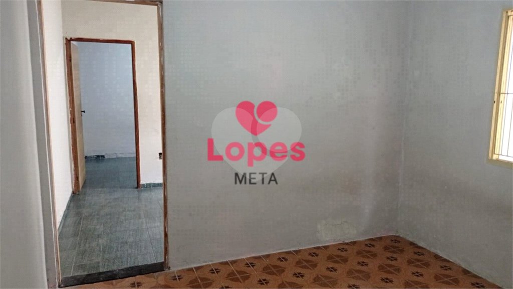 Casa à venda com 4 quartos, sendo 1 suíte, em Jardim Satélite, São José dos Campos, SP