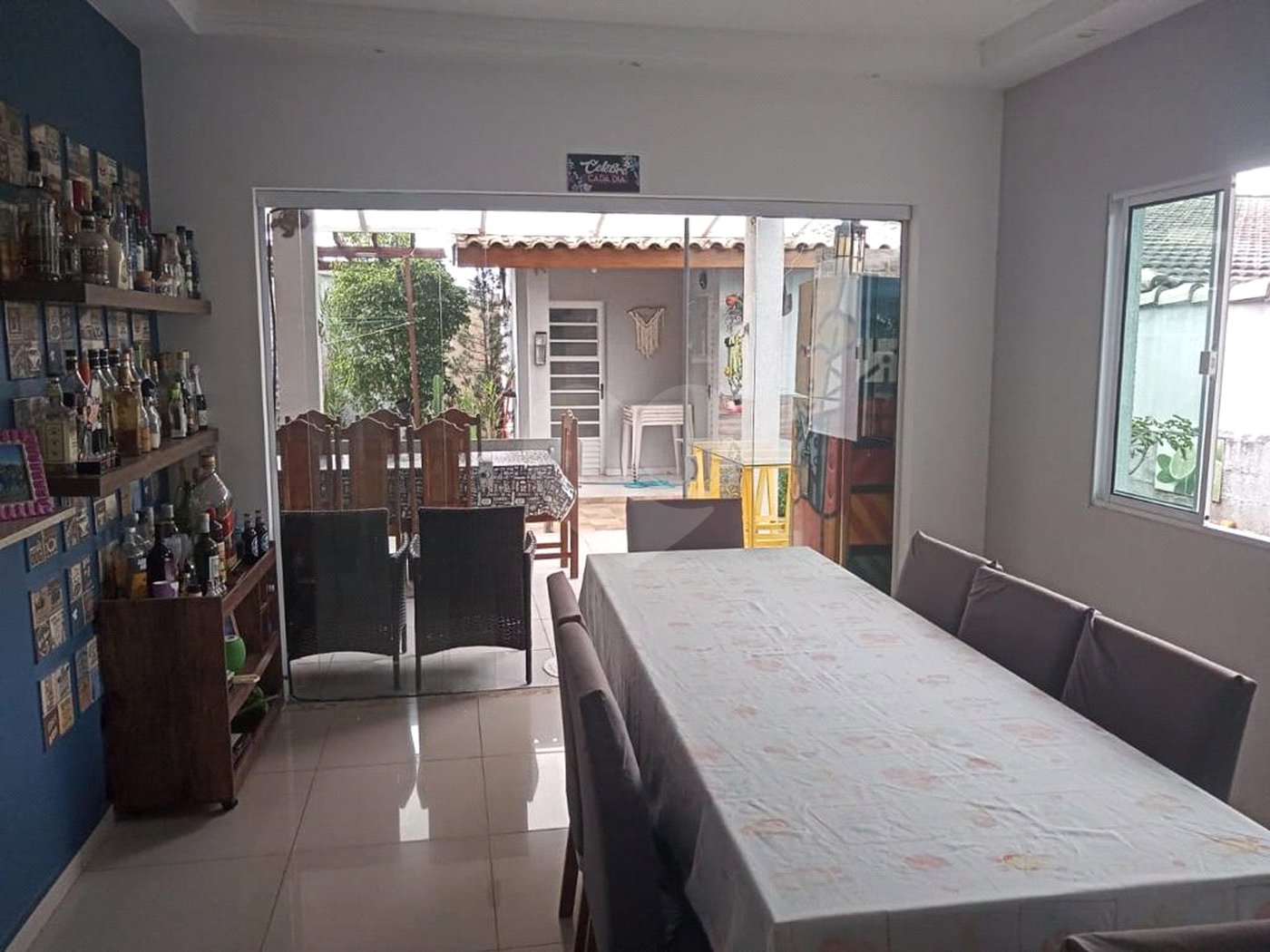 Casa à venda com 4 quartos, sendo 3 suítes, no condomínio Refúgio do Sauá I, Atibaia - SP
