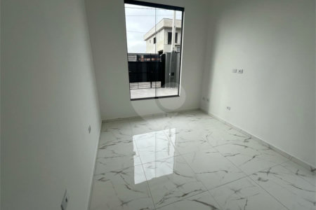 Casa à venda com 2 quartos, sendo 1 suíte,  no Centro, Bom Jesus dos Perdões, SP