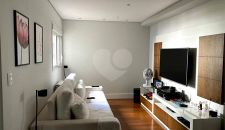 Apartamento à venda com 4 suítes em Vila Suzana, São Paulo, SP
