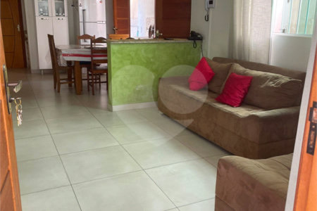 Casa à venda com 6 quartos, sendo 2 suítes, em Novo Eldorado, Contagem, MG