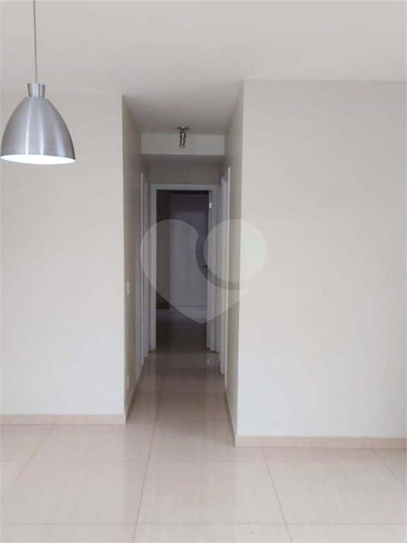 Apartamento para alugar com 3 quartos, sendo 1 suíte, em Lar São Paulo, São Paulo, SP