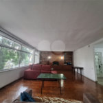 Apartamento à venda com 4 quartos, sendo 1 suíte, em Tijuca, Rio de Janeiro, RJ