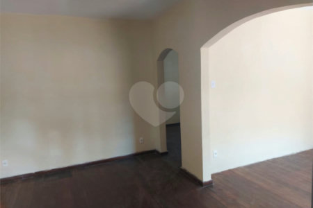 Casa à venda com 3 quartos, sendo 1 suíte, em Campo Grande, Rio de Janeiro, RJ