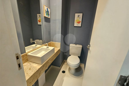 Apartamento à venda com 3 quartos, sendo 1 suíte,  em Vila Santa Catarina, São Paulo, SP