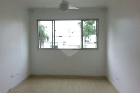 Apartamento à venda com 2 quartos em Real Parque, São Paulo, SP