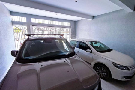 Sobrado à venda com 3 quartos, sendo 1 suíte,  em Residencial Colinas, Mogi das Cruzes, SP