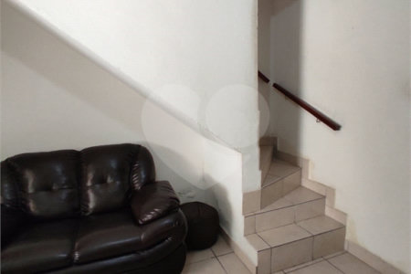 Sobrado à venda com 3 quartos em Chora Menino, São Paulo, SP