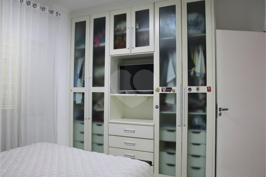 Casa Térrea à venda com 3 quartos, sendo 2 suítes,  em Vila Galvão, Guarulhos, SP