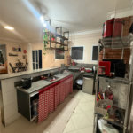 Sobrado à venda com 6 quartos, sendo 2 suítes, em Vila Áurea, Poá, SP