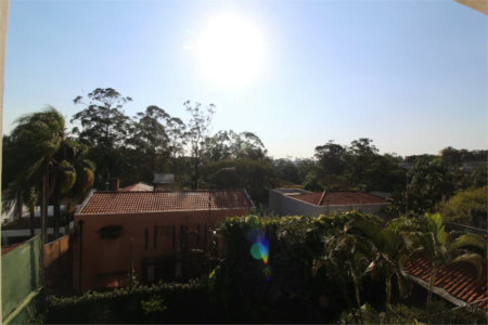 Casa à venda com 4 suítes em Jardim Leonor, São Paulo, SP