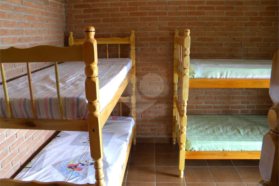 Chácara à venda com 7 quartos, sendo 1 suíte, em Capoavinha, Mairiporã, SP