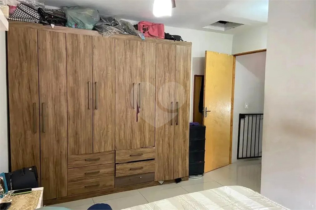 Sobrado à venda com 3 quartos, sendo 2 suítes, em Conjunto Residencial Butantã, São Paulo, SP