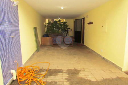 Casa de Vila à venda com 4 quartos, sendo 1 suíte, em Chácara Monte Alegre, São Paulo, SP