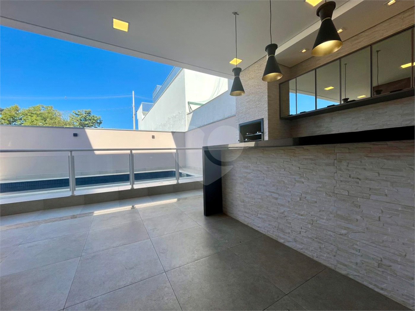 Casa à venda com 3 suítes no condomínio Campos do Conde, Sorocaba - SP