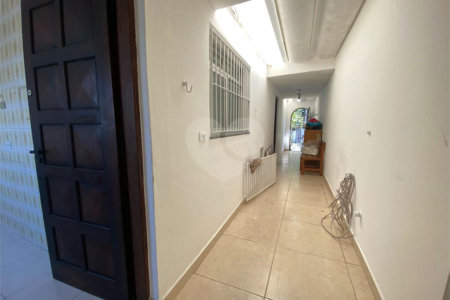 Sobrado à venda com 3 quartos, sendo 1 suíte, em Chácara Inglesa, São Paulo, SP