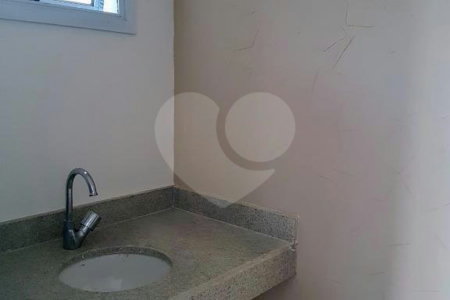 Sobrado à venda com 3 quartos, sendo 1 suíte,  em Jardim Prudência, São Paulo, SP