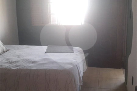 Casa à venda ou para alugar com 4 quartos, sendo 1 suíte, em Vila Carvalho, Sorocaba, SP