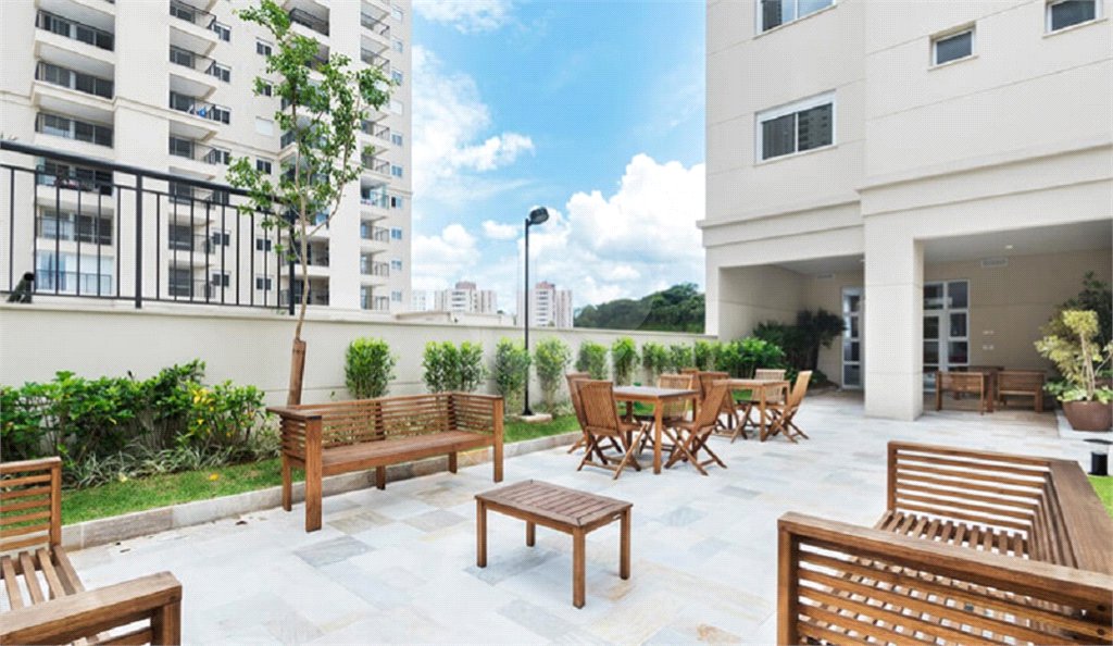Apartamento à venda com 4 quartos, sendo 3 suítes, em Jardim Flor da Montanha, Guarulhos, SP