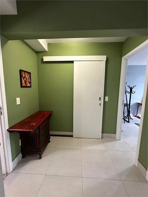 Casa à venda com 3 quartos, sendo 2 suítes, no condomínio Townhouse Village Morumbi, São Paulo - SP