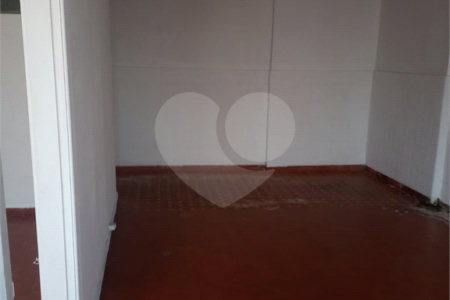 Sobrado à venda com 3 quartos em Vila Romana, São Paulo, SP