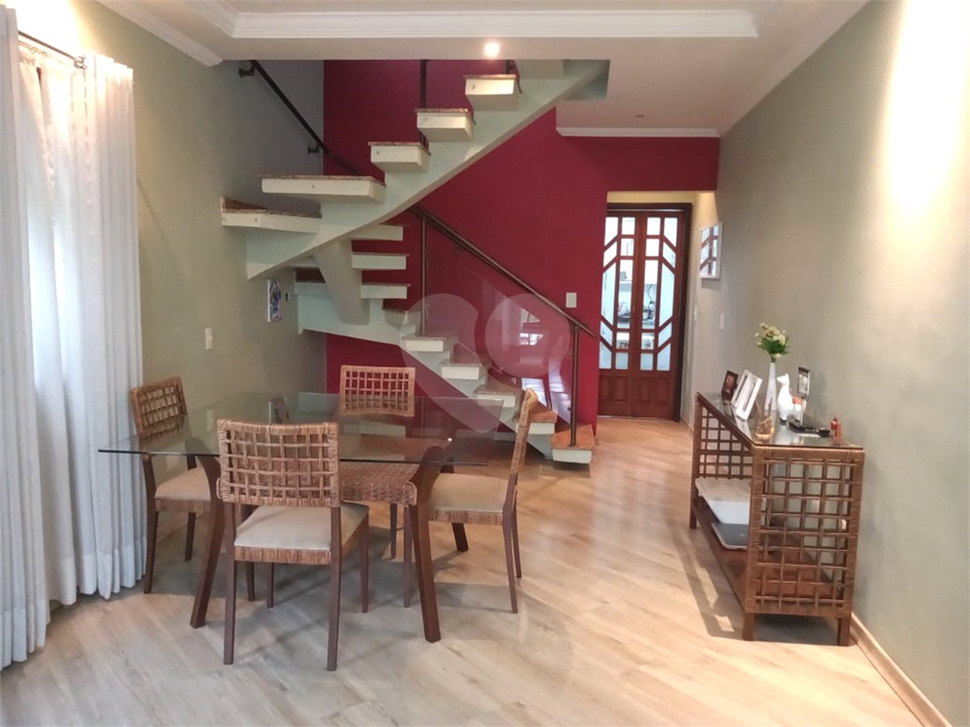Casa à venda com 3 quartos, sendo 1 suíte,  em Parque Renato Maia, Guarulhos, SP