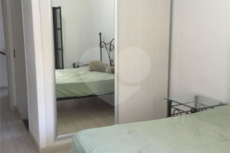 Casa à venda com 6 quartos, sendo 3 suítes, em Parque Jabaquara, São Paulo, SP