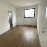 Apartamento à venda com 4 suítes em Meia Praia, Itapema, SC