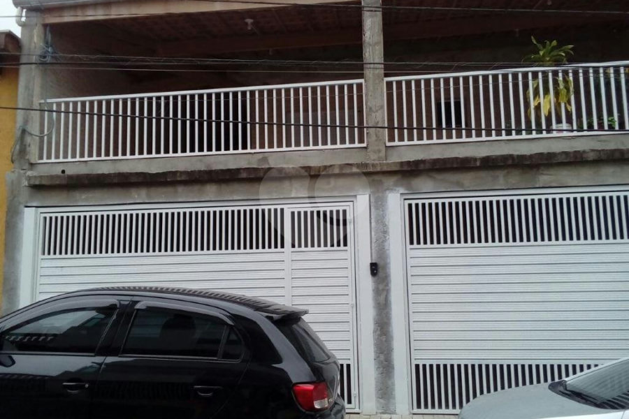 Sobrado à venda com 3 quartos, sendo 1 suíte, em Tremembé, São Paulo, SP