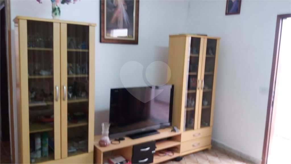 Sobrado à venda com 4 quartos em Jardim Guairaca, São Paulo, SP