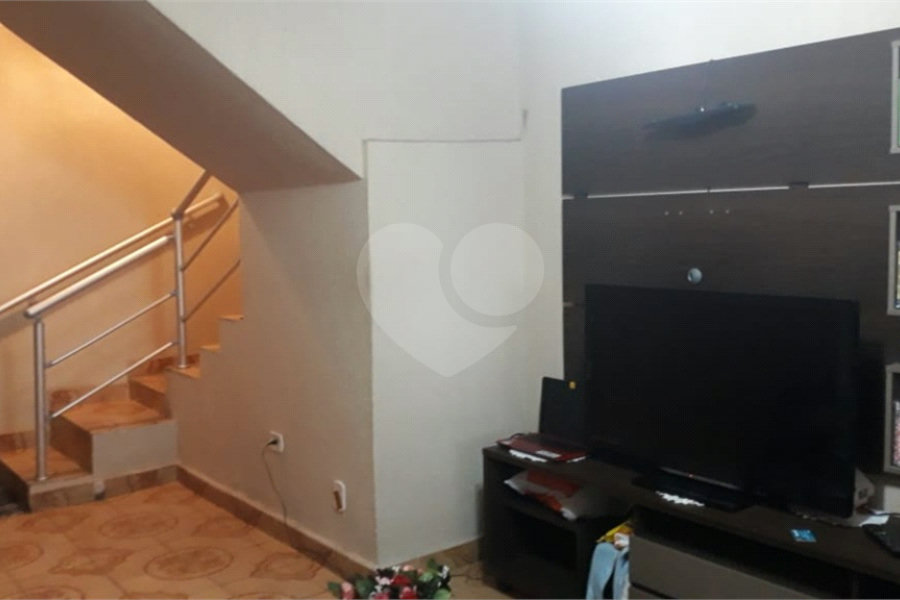 Sobrado à venda com 3 quartos, sendo 1 suíte, em Parque Continental I, Guarulhos, SP